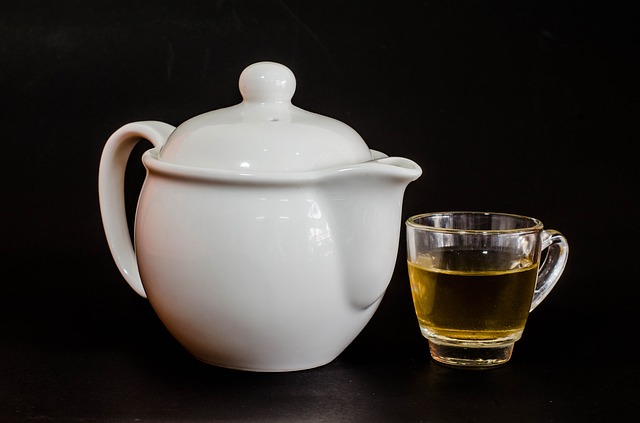 Drink Thyme Tea Every Morning to Help Cure Fibromyalgia, Hashimoto's, Rheumatoid Arthritis, Lupus, and Multiple Sclerosis. 